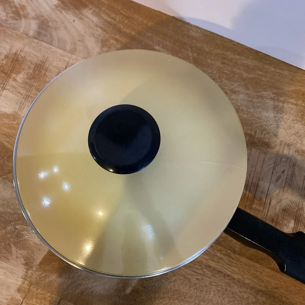 Vintage West Bend Country Side Yellow 2qt Saucepan And Lid EUC